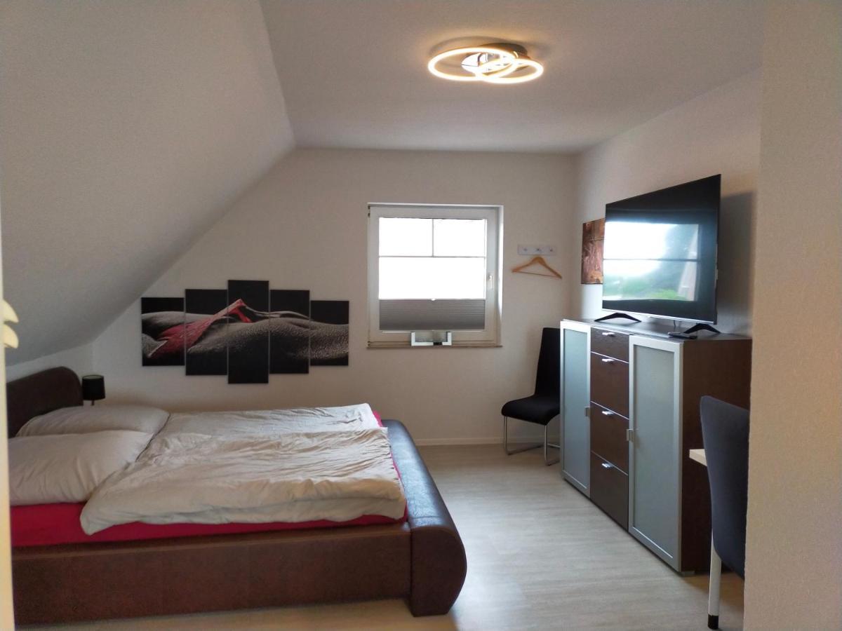 Exklusive Fewo Papenburg Mit Terrasse & Beheiztem Wintergarten Exteriör bild