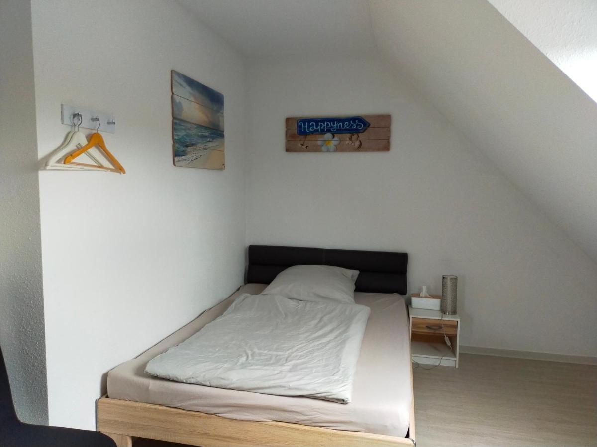 Exklusive Fewo Papenburg Mit Terrasse & Beheiztem Wintergarten Exteriör bild