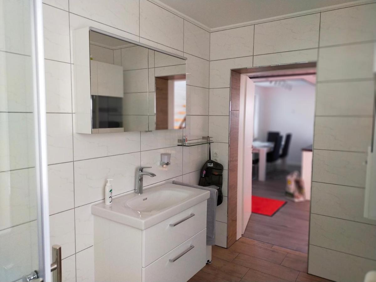 Exklusive Fewo Papenburg Mit Terrasse & Beheiztem Wintergarten Exteriör bild